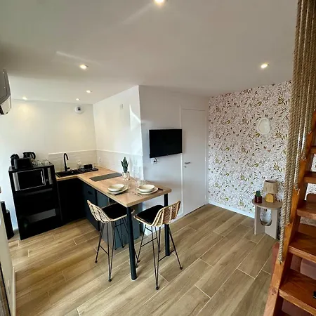 Petite Maison Cosy A Holiday home Audenge