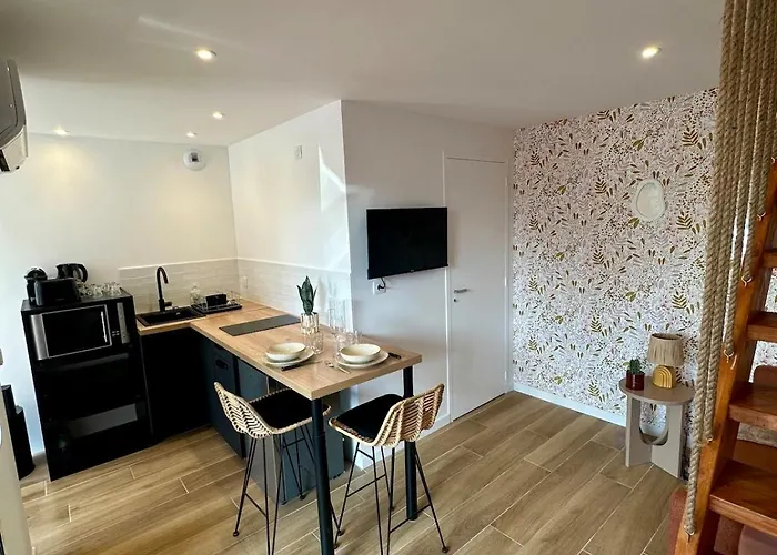 Petite Maison Cosy A Holiday home Audenge